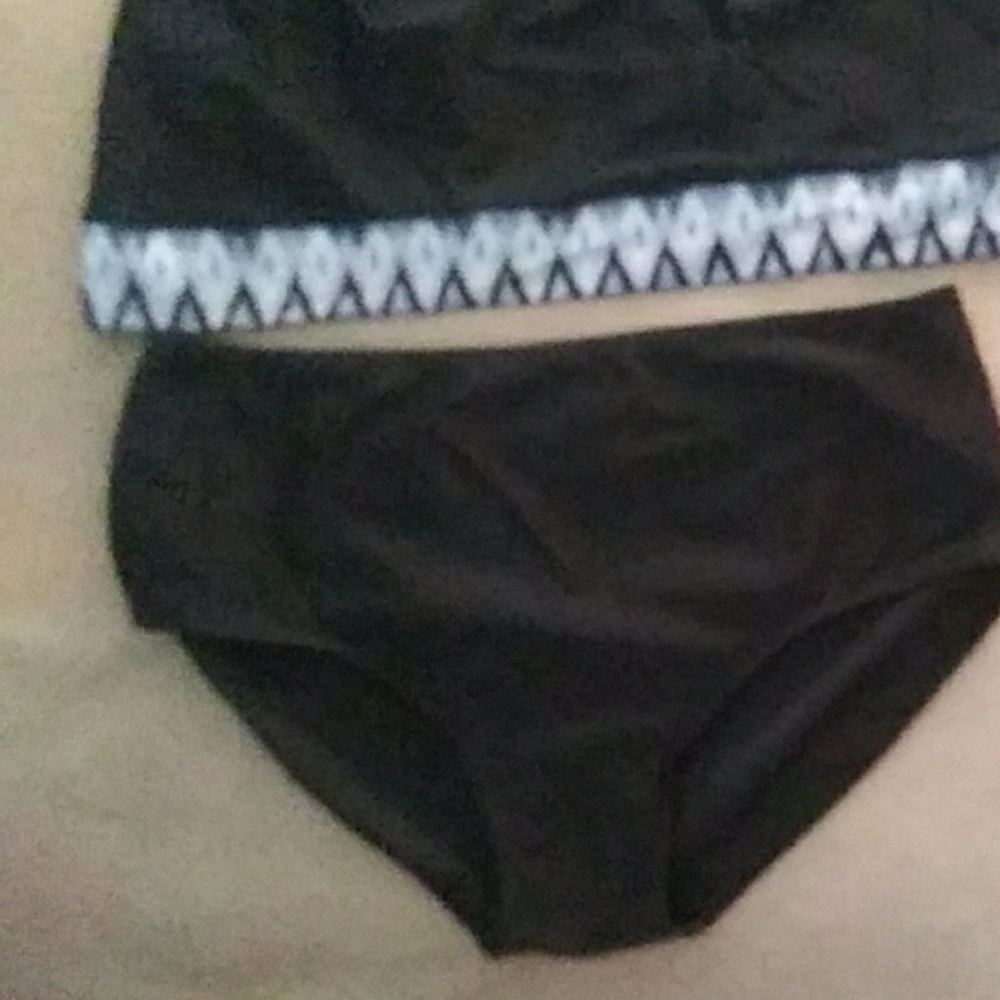 2 piece bathing suit - Picture 2 of 2